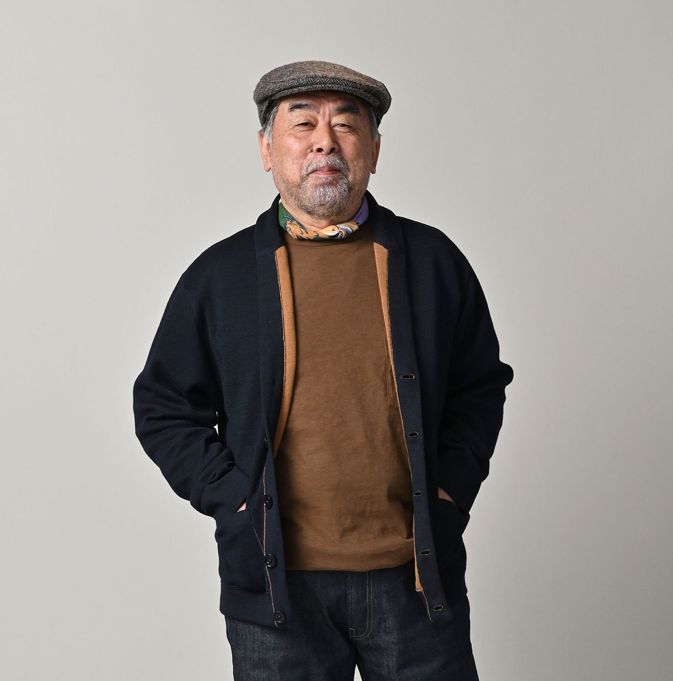 Indigo Smooth 908 Shawl Cardigan Male Model