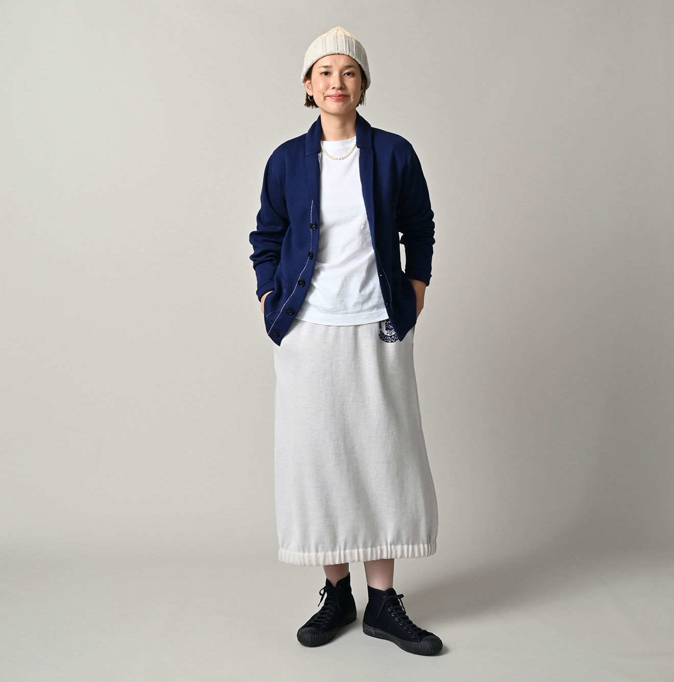 Smooth 908 Shawl Cardigan Female Model