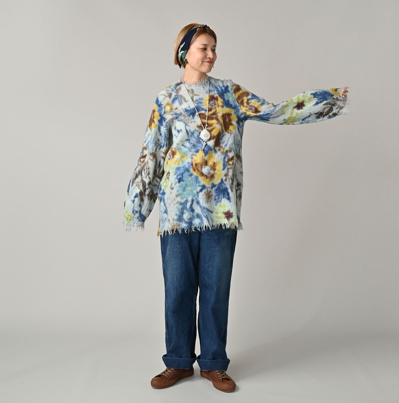 Boiled Wool Jardin Print Poyon Blouse Female Model