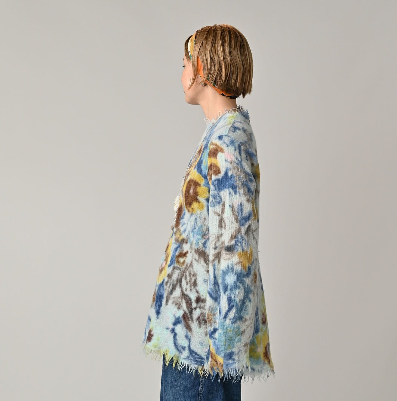 Boiled Wool Jardin Print Poyon Blouse Female Model