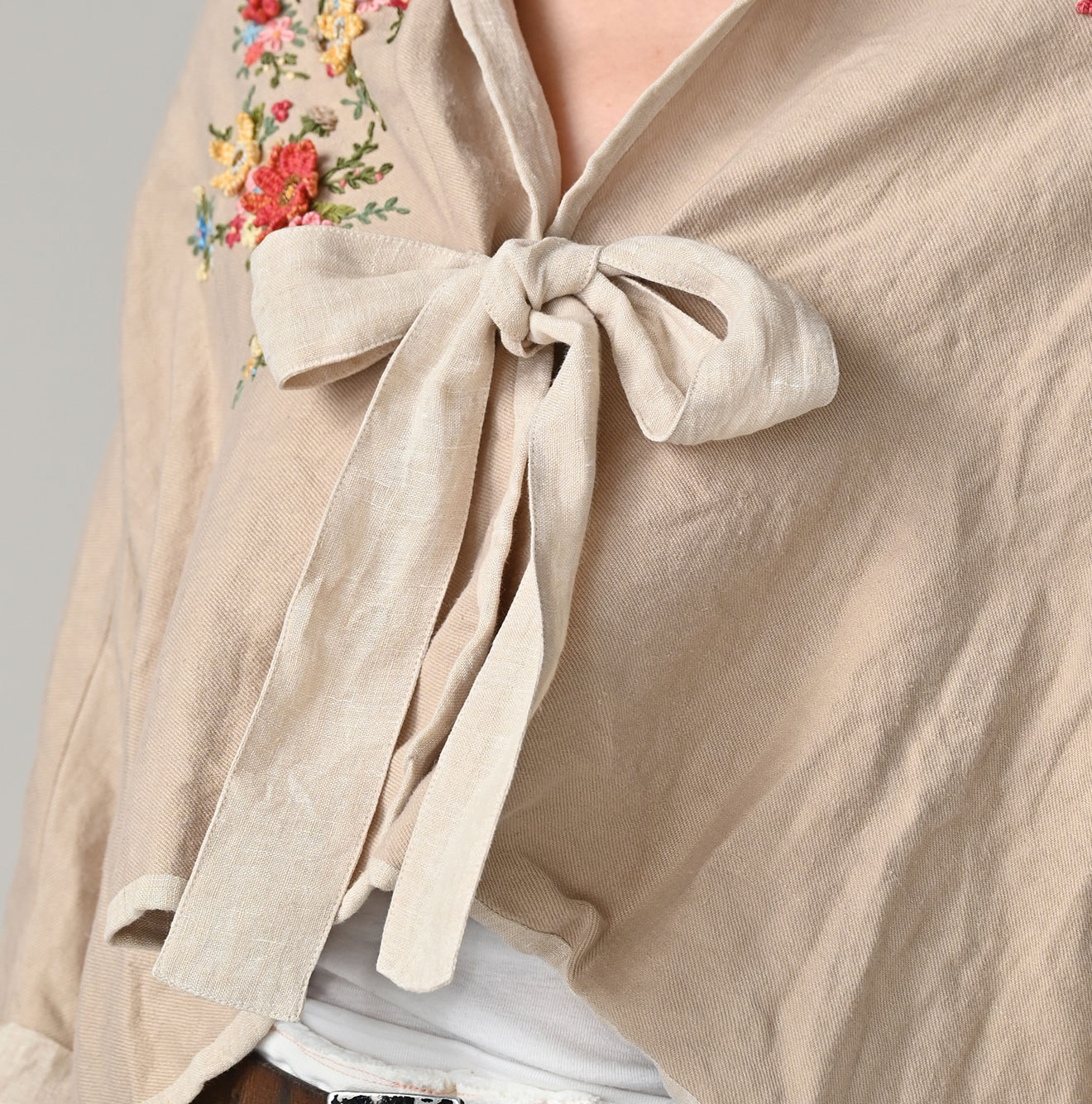 Linen Layered Embroidery Bolero Detail