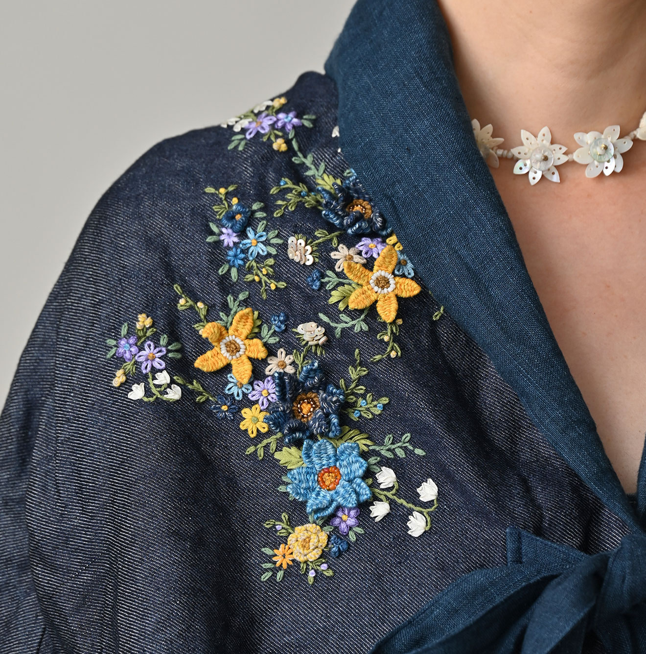 Ai Indigo Linen Layered Embroidery Bolero Detail