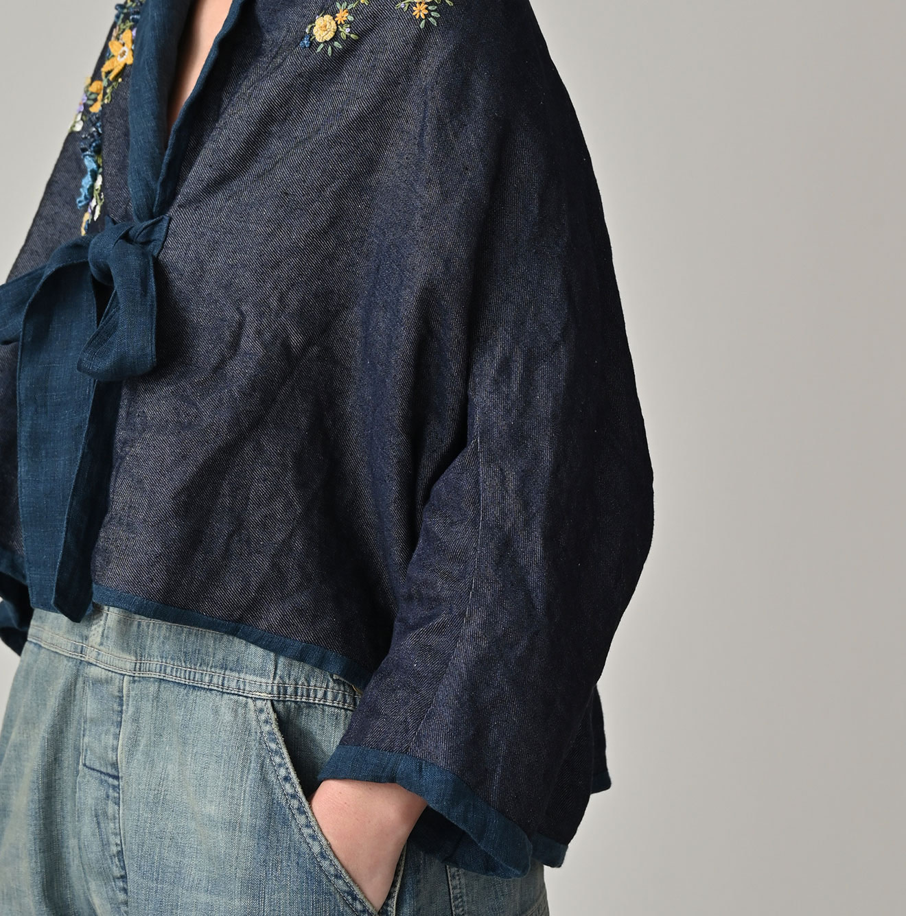 Ai Indigo Linen Layered Embroidery Bolero Detail