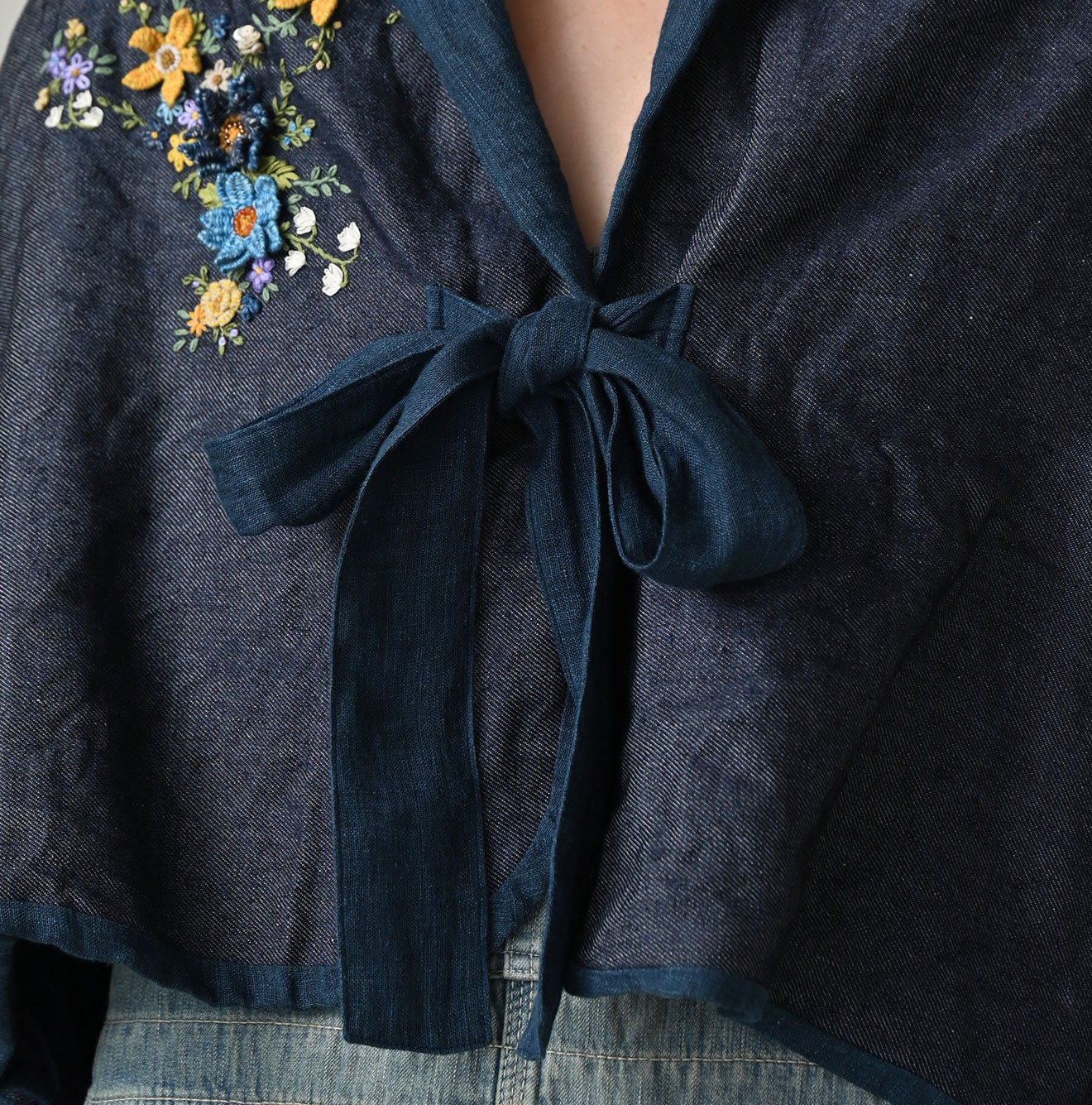 Ai Indigo Linen Layered Embroidery Bolero Detail