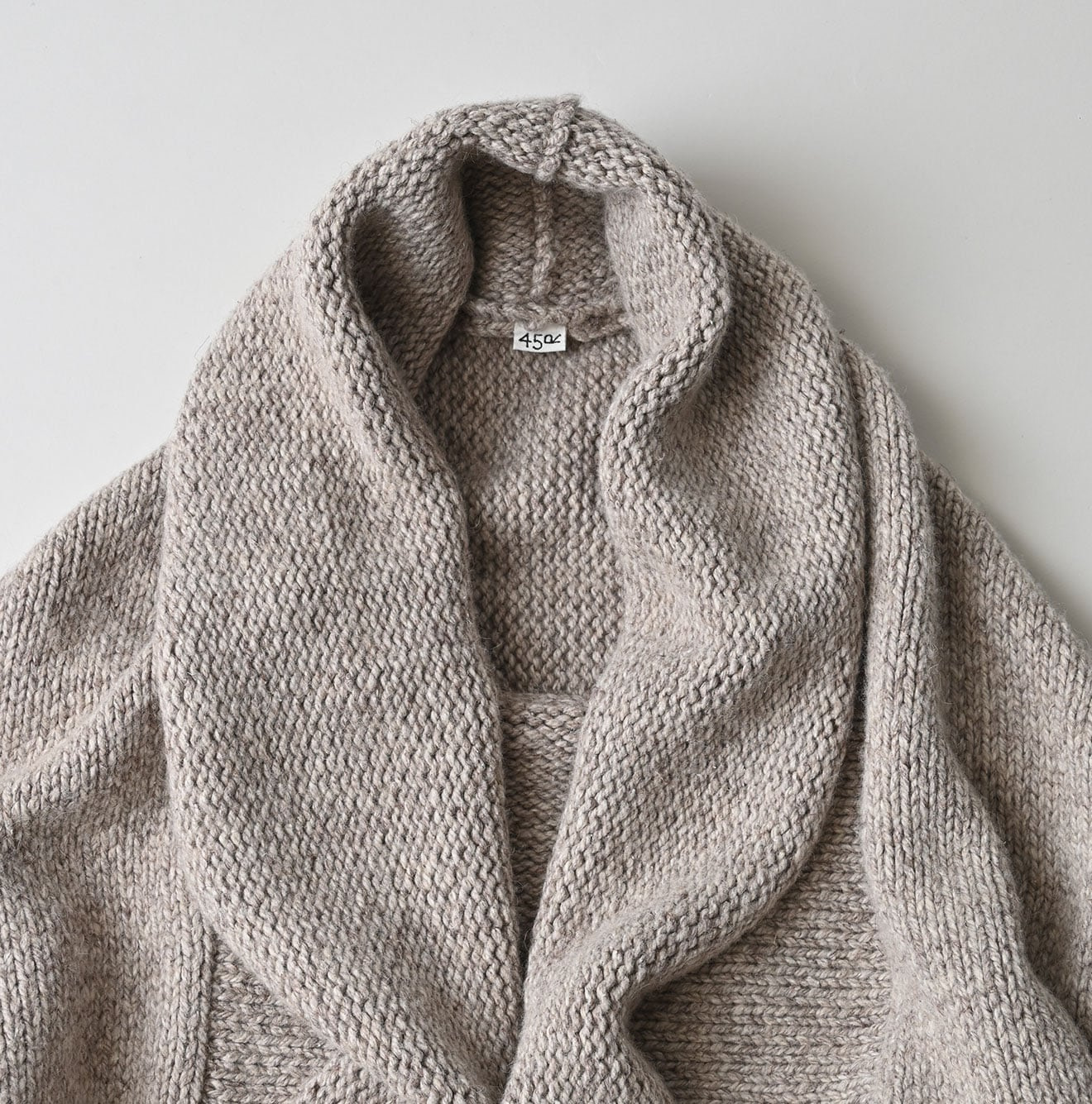 Cashmere Linen Cache-Coeur Detail