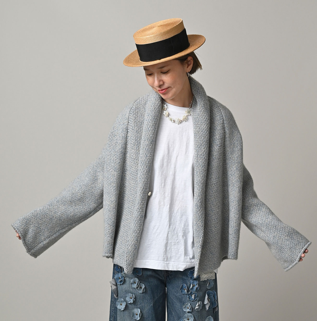 Cashmere Linen Cache-Coeur Female Model