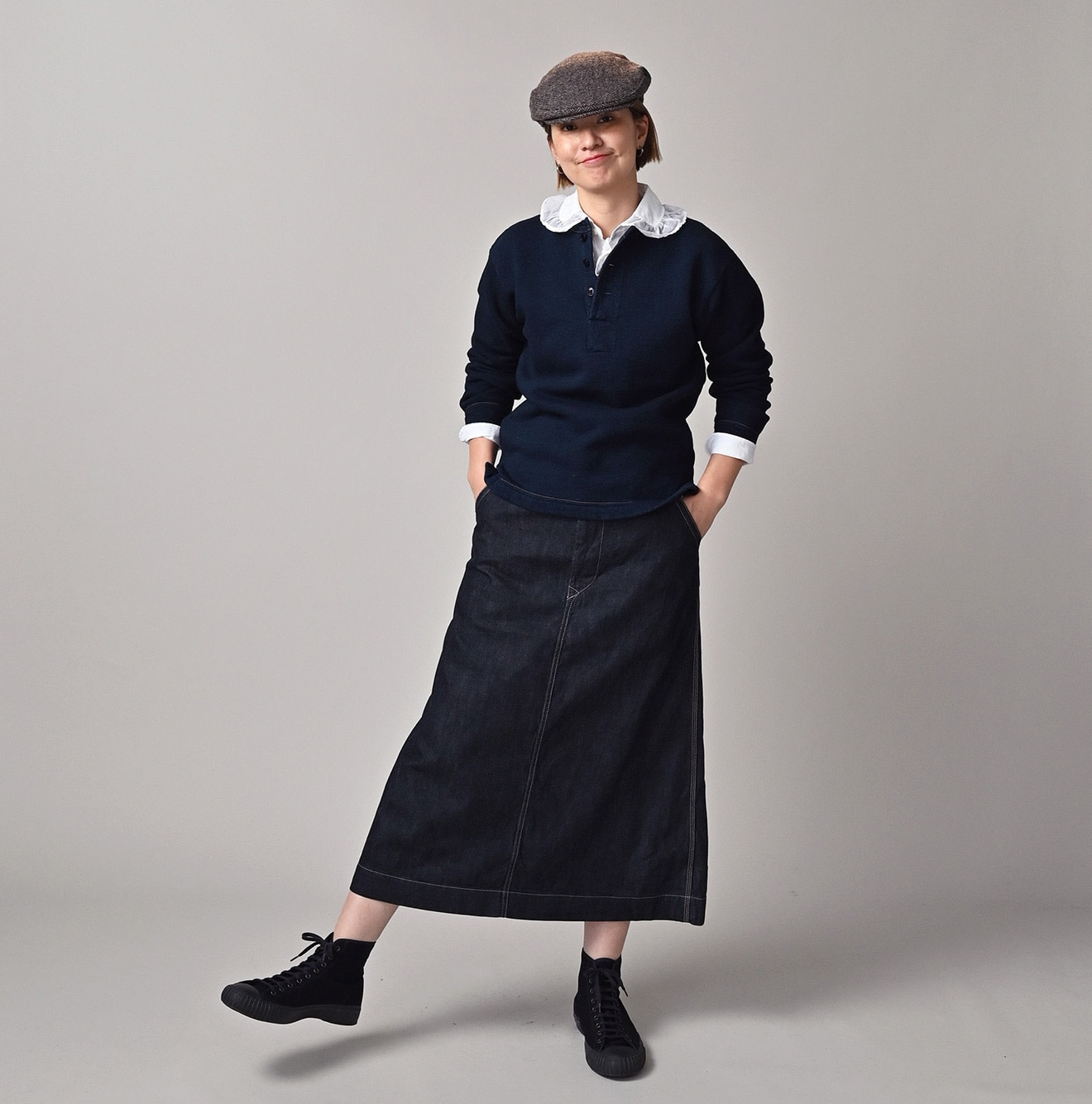 Indigo Urake 908 Henley Female Model