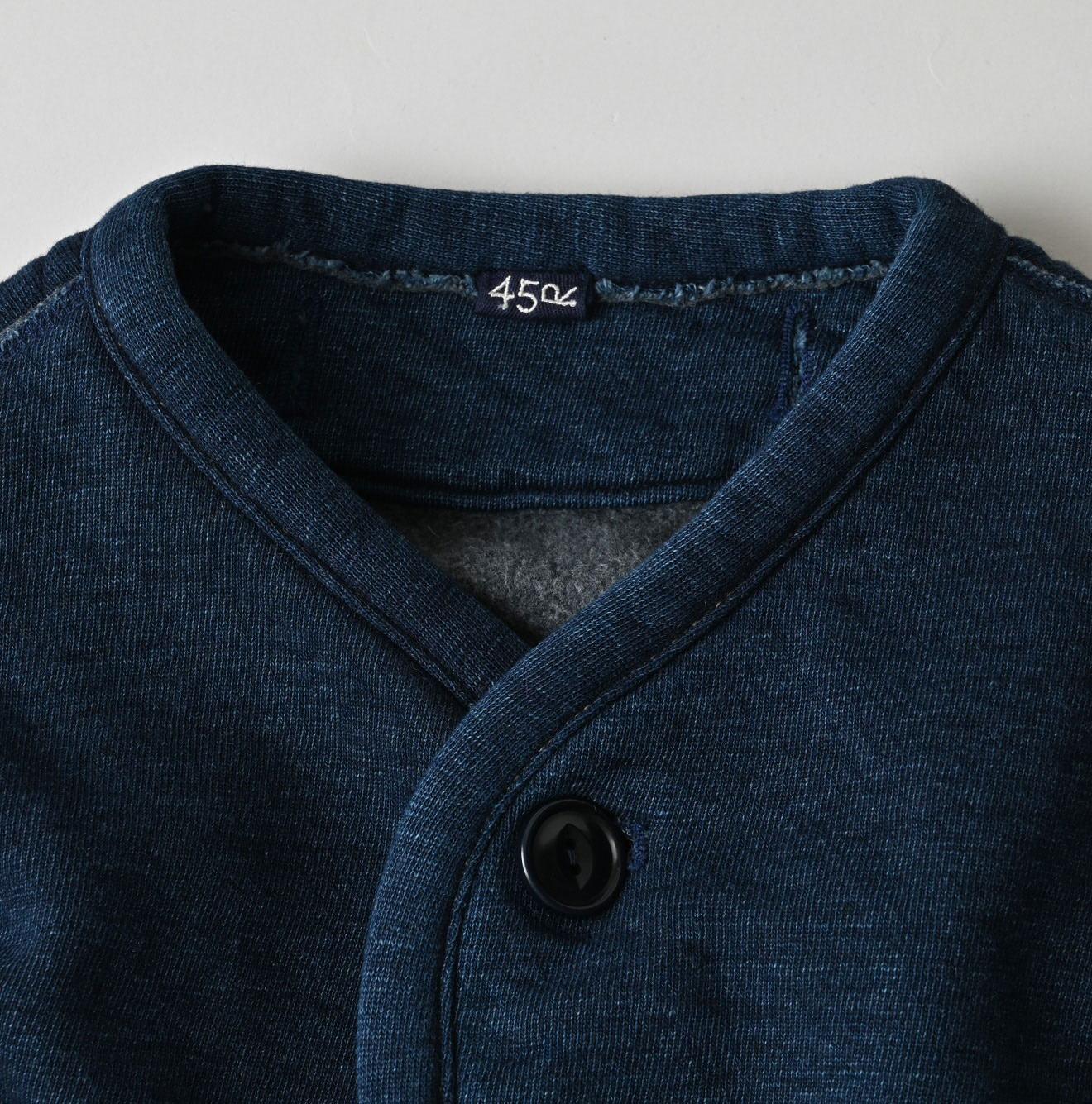 Indigo Heritage Urake 908 Binder Cardigan Detail