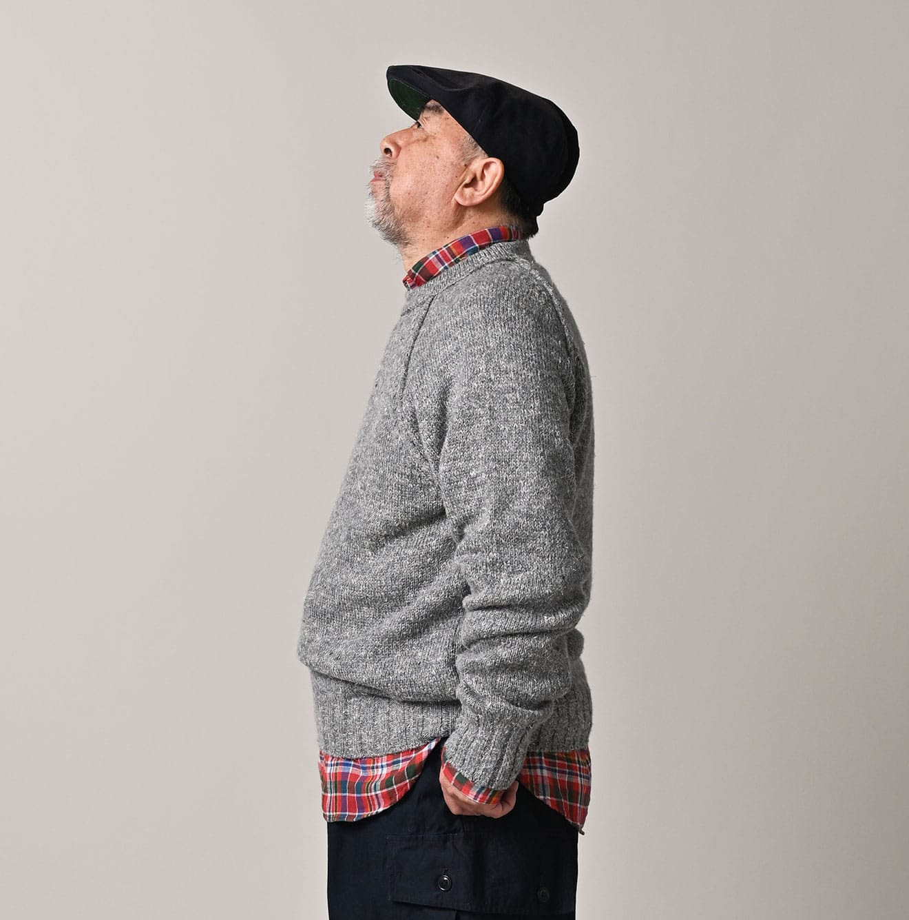 Cashmere Linen Raglan Sleeve Sweatshirt MEN Male Model