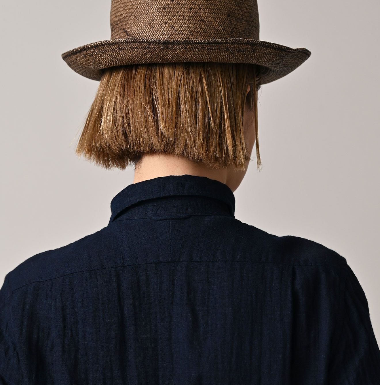 Indigo Gauze Double Woven 908 Loafer Button Down Shirt Detail