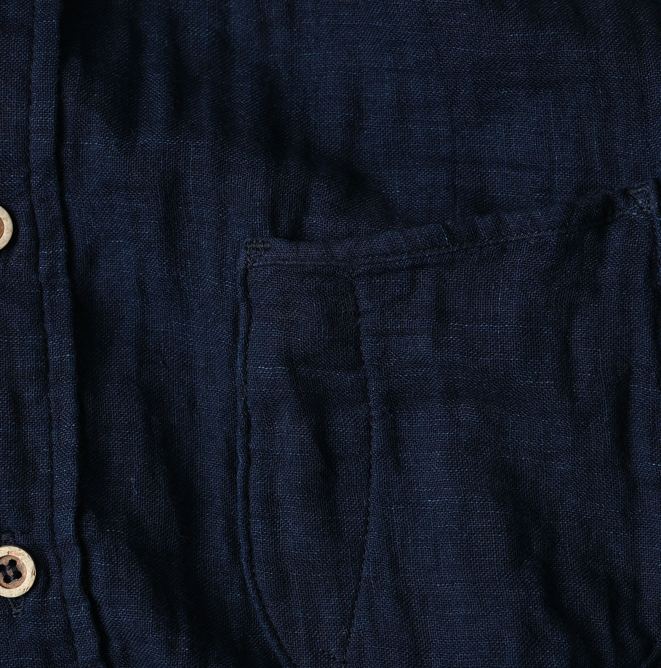 Indigo Gauze Double Woven 908 Loafer Button Down Shirt Detail