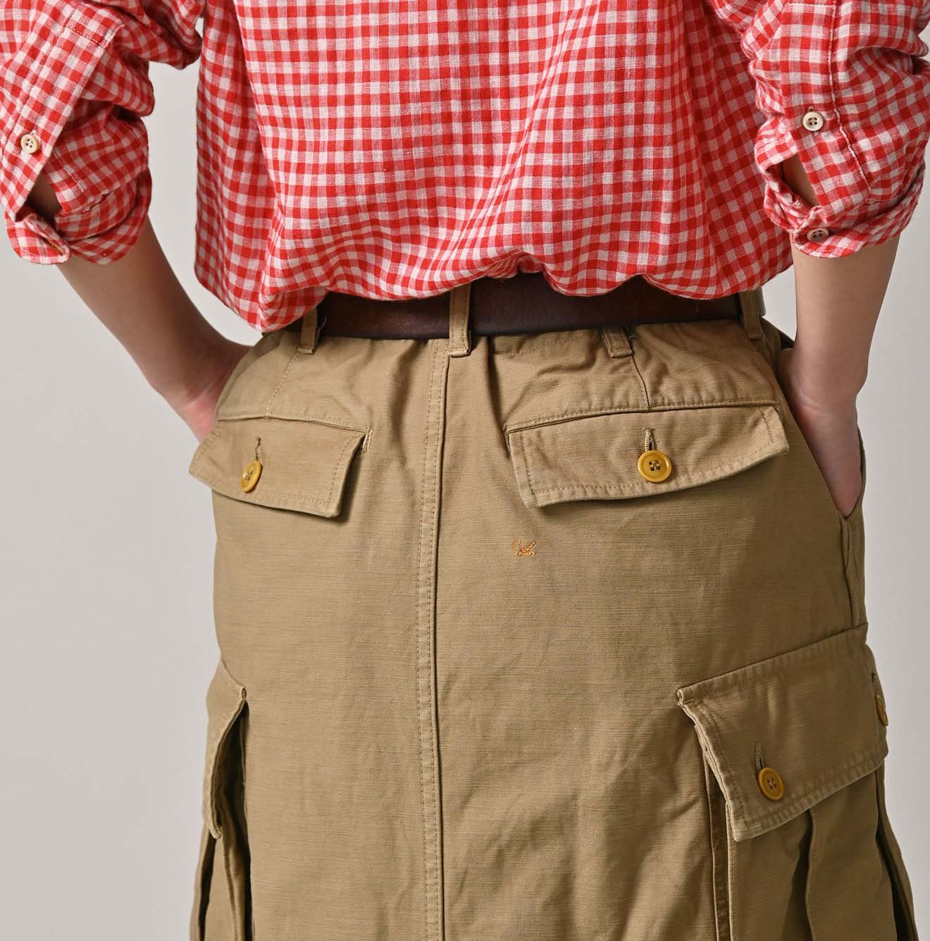 Back Satin Cargo Skirt Detail