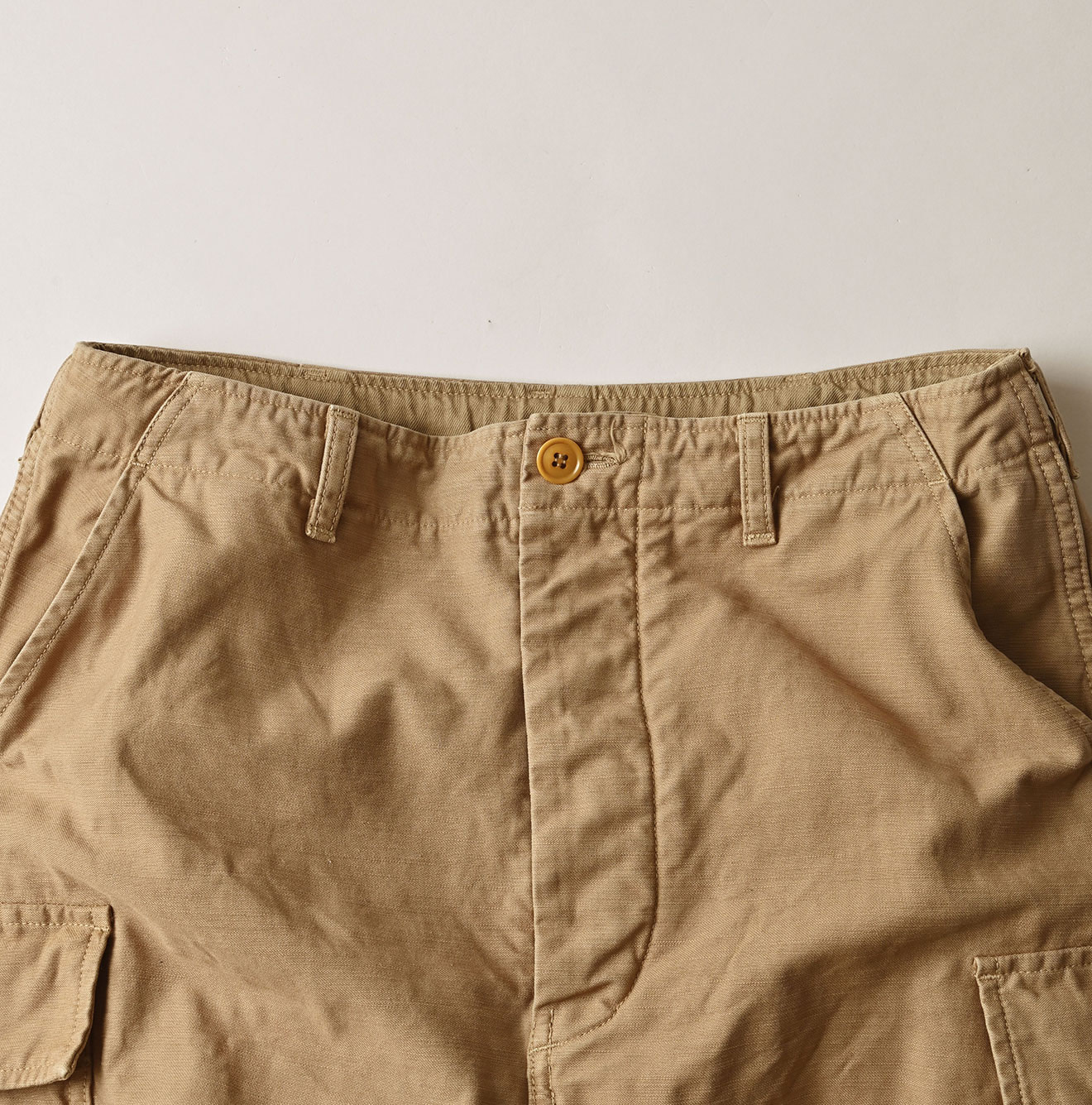 Back Satin Cargo Skirt Detail