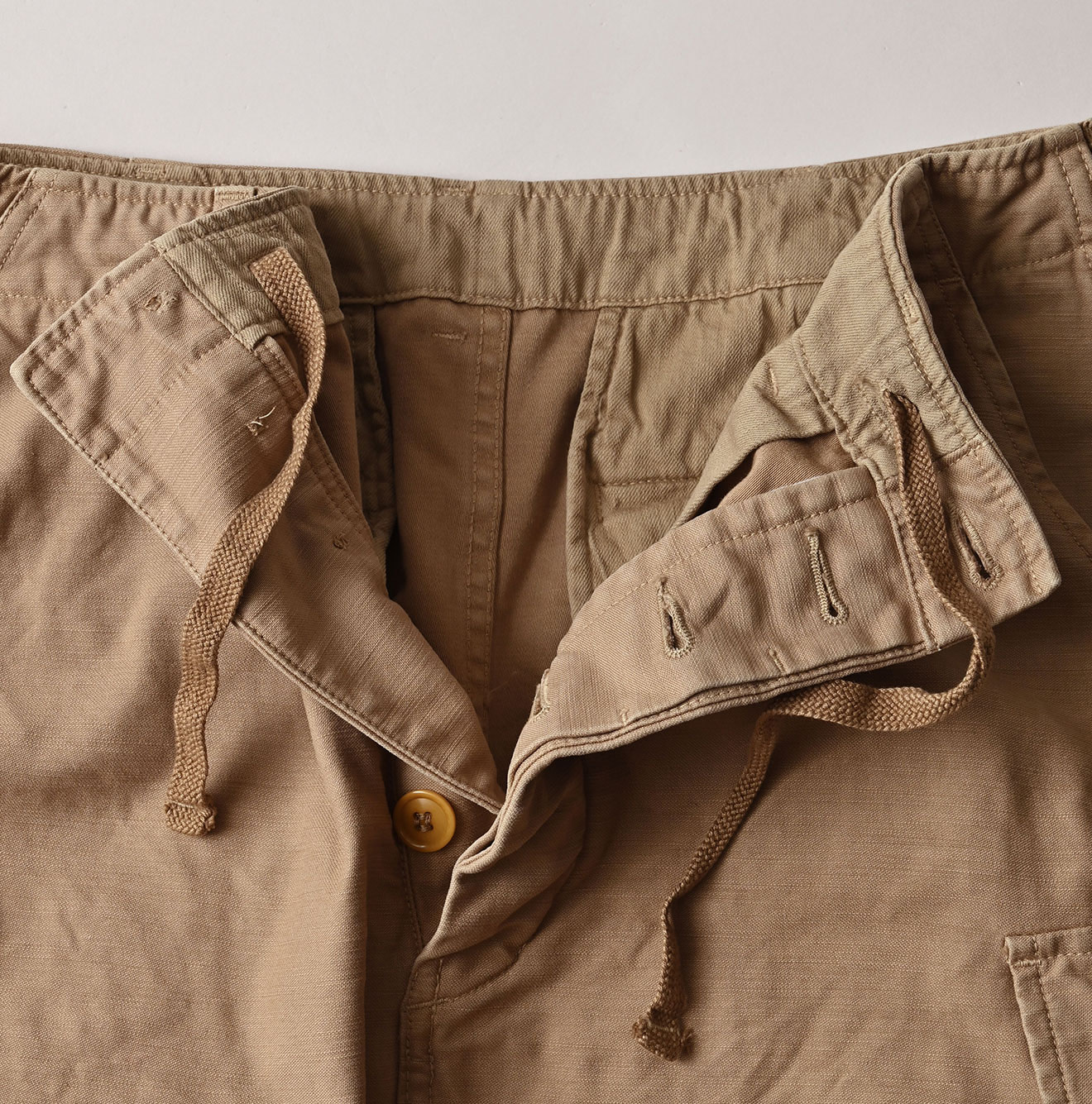 Back Satin Cargo Skirt Detail