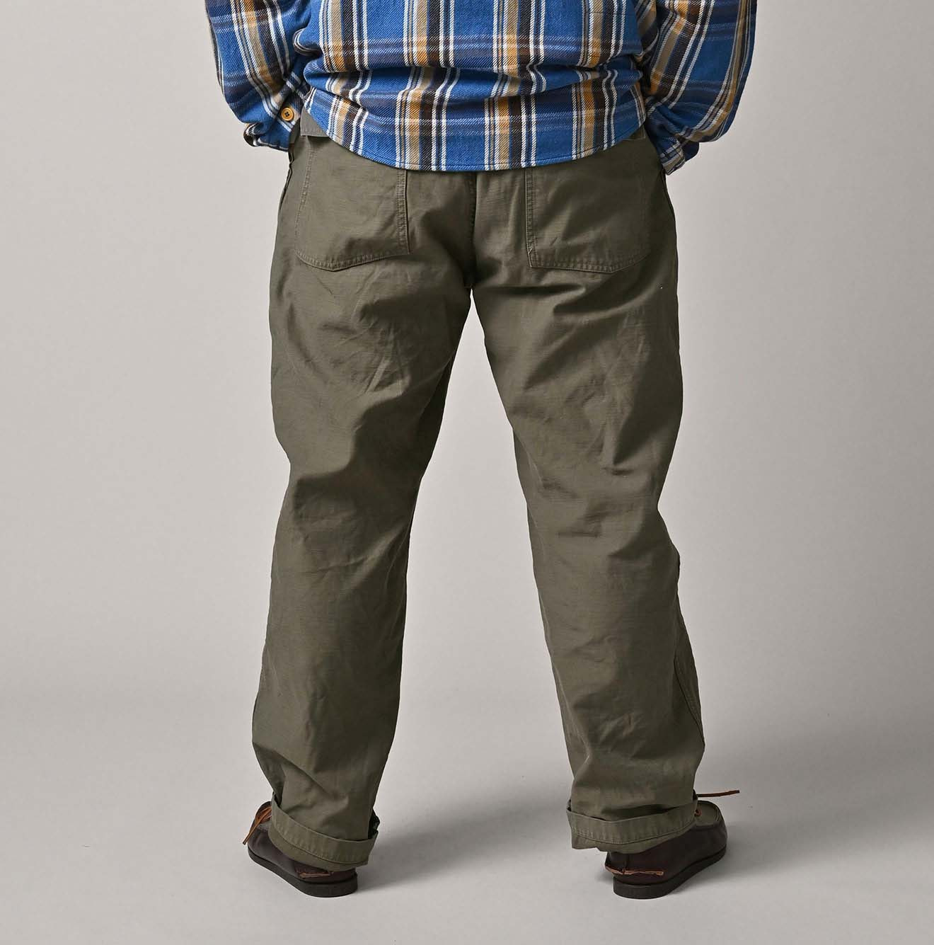 Back Satin 908 Baker Pants Male Model