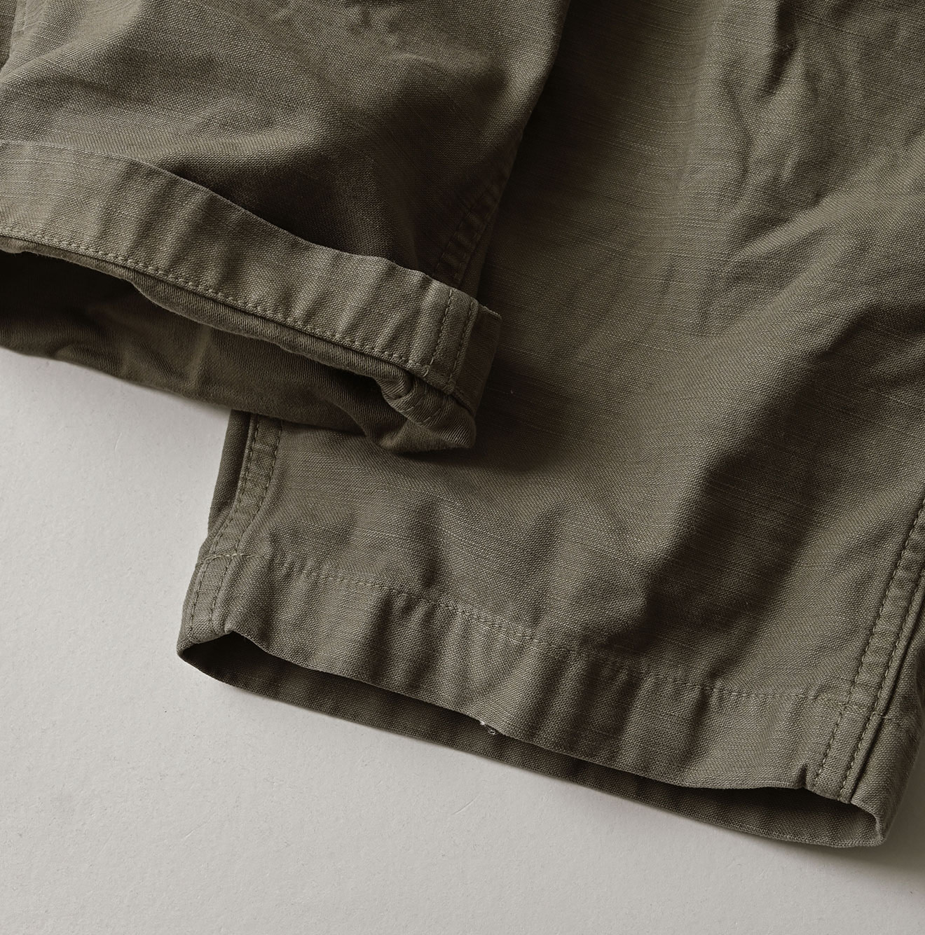 Back Satin 908 Baker Pants Detail