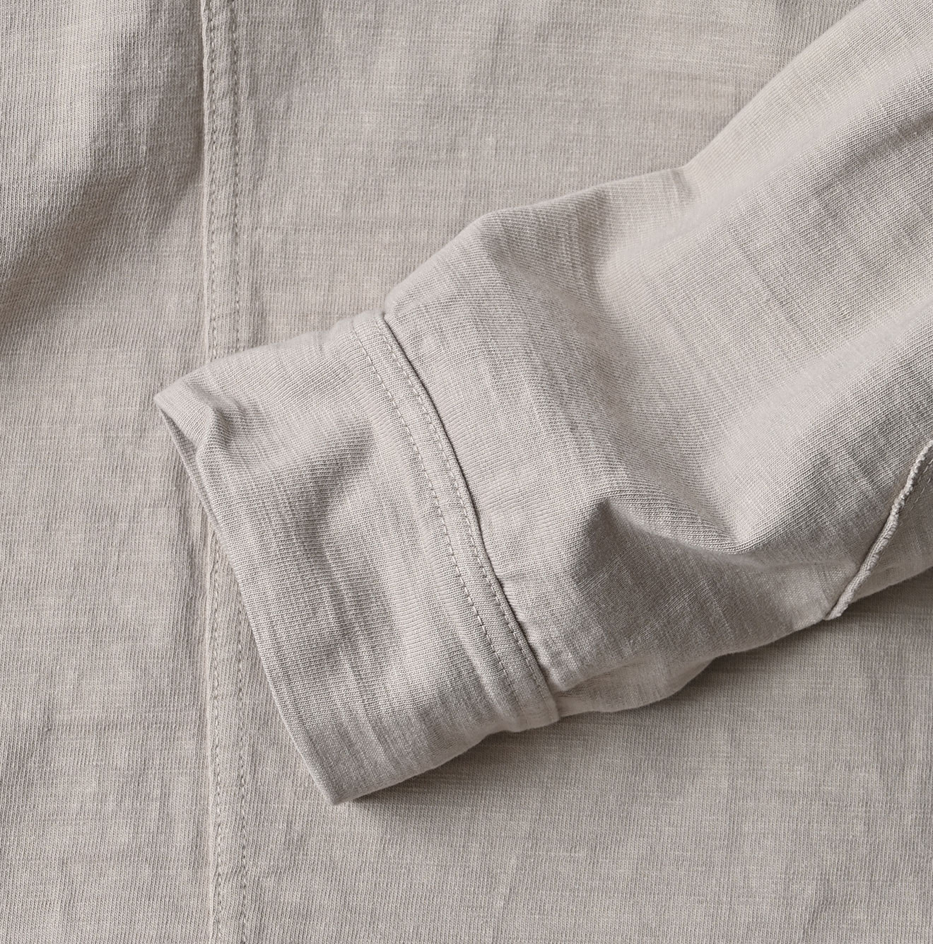 Dekoboko Tenjiku 908 Hoodie Detail