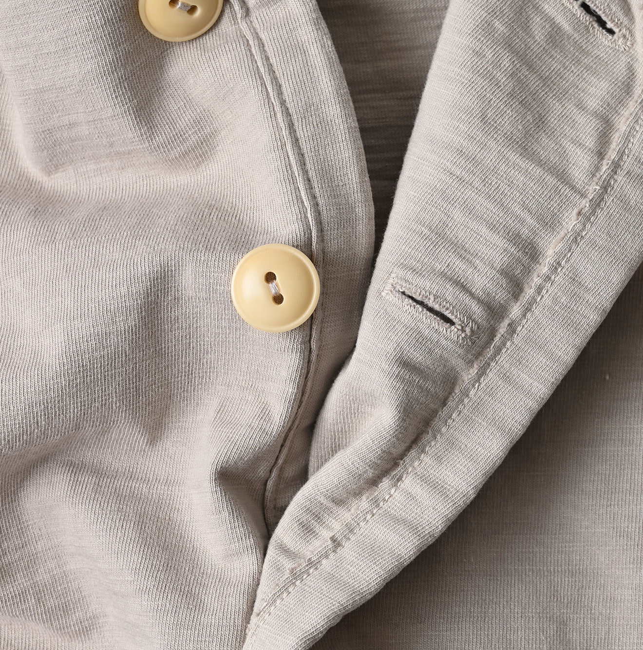Dekoboko Tenjiku 908 Binder Cardigan Detail