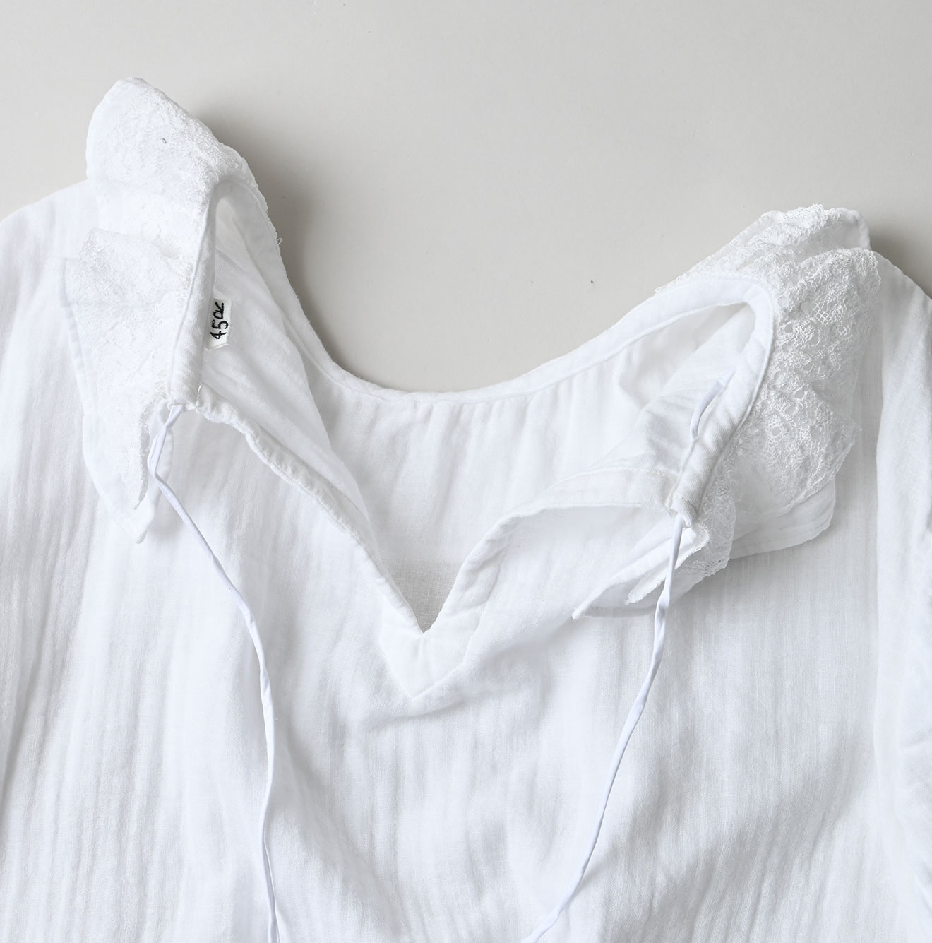 Gauze Double Woven Frill Collar Blouse White Detail