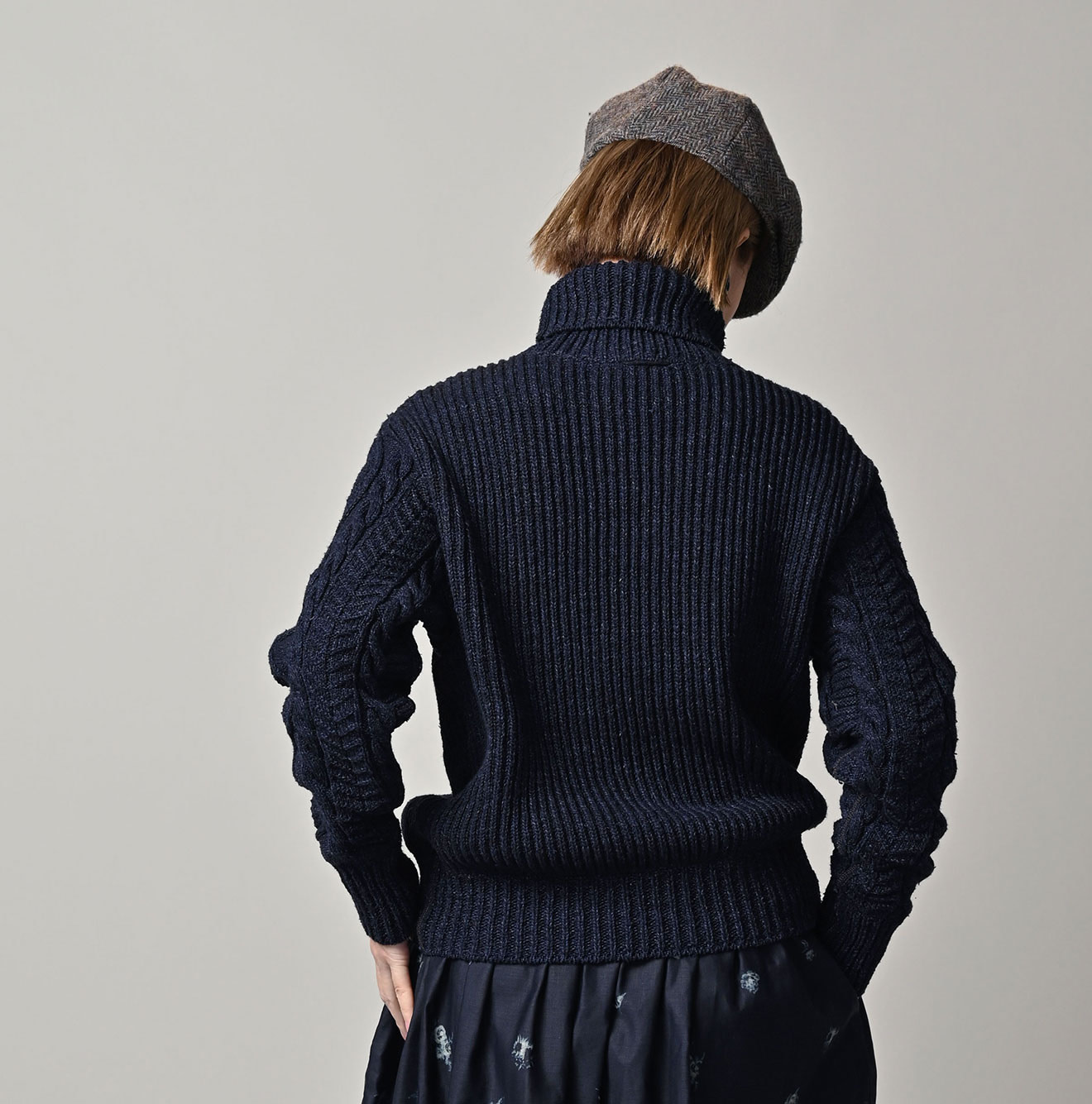 Indigo Tamatebako 908 Turtle Female Model