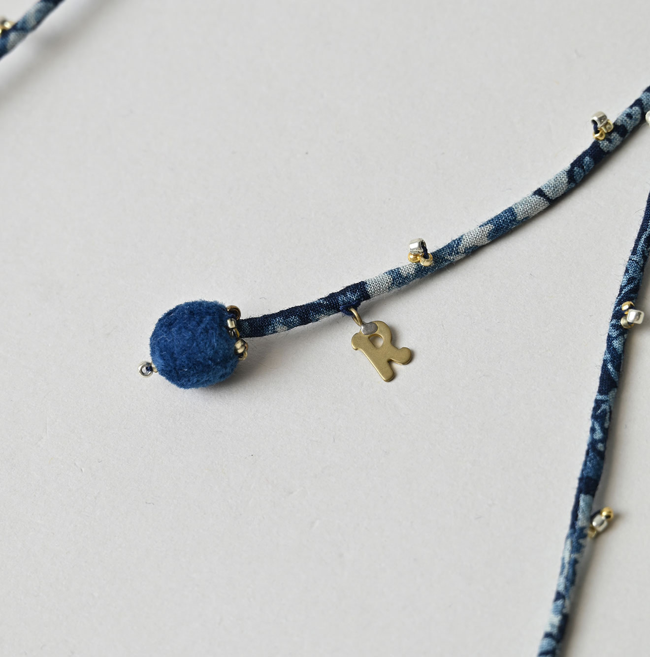 Ai Velvet Necklace Detail