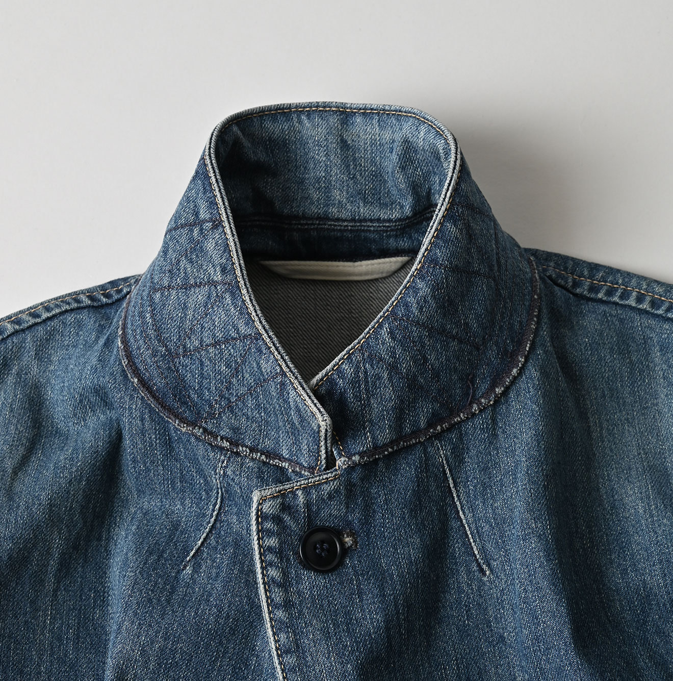 Rye Mugi Denim 908 Jacquarde Distressed Detail