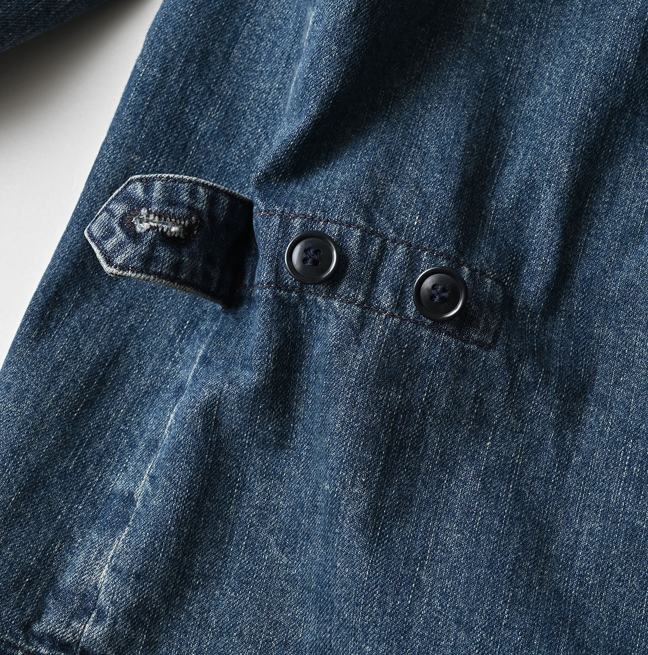 Rye Mugi Denim 908 Jacquarde Distressed Detail