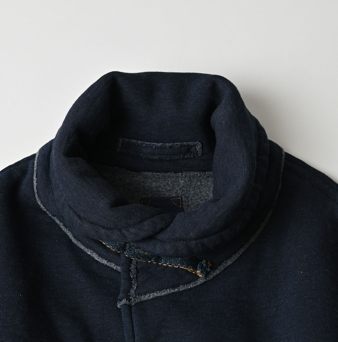 Hokkaido Hon Urake 908 Coat Detail