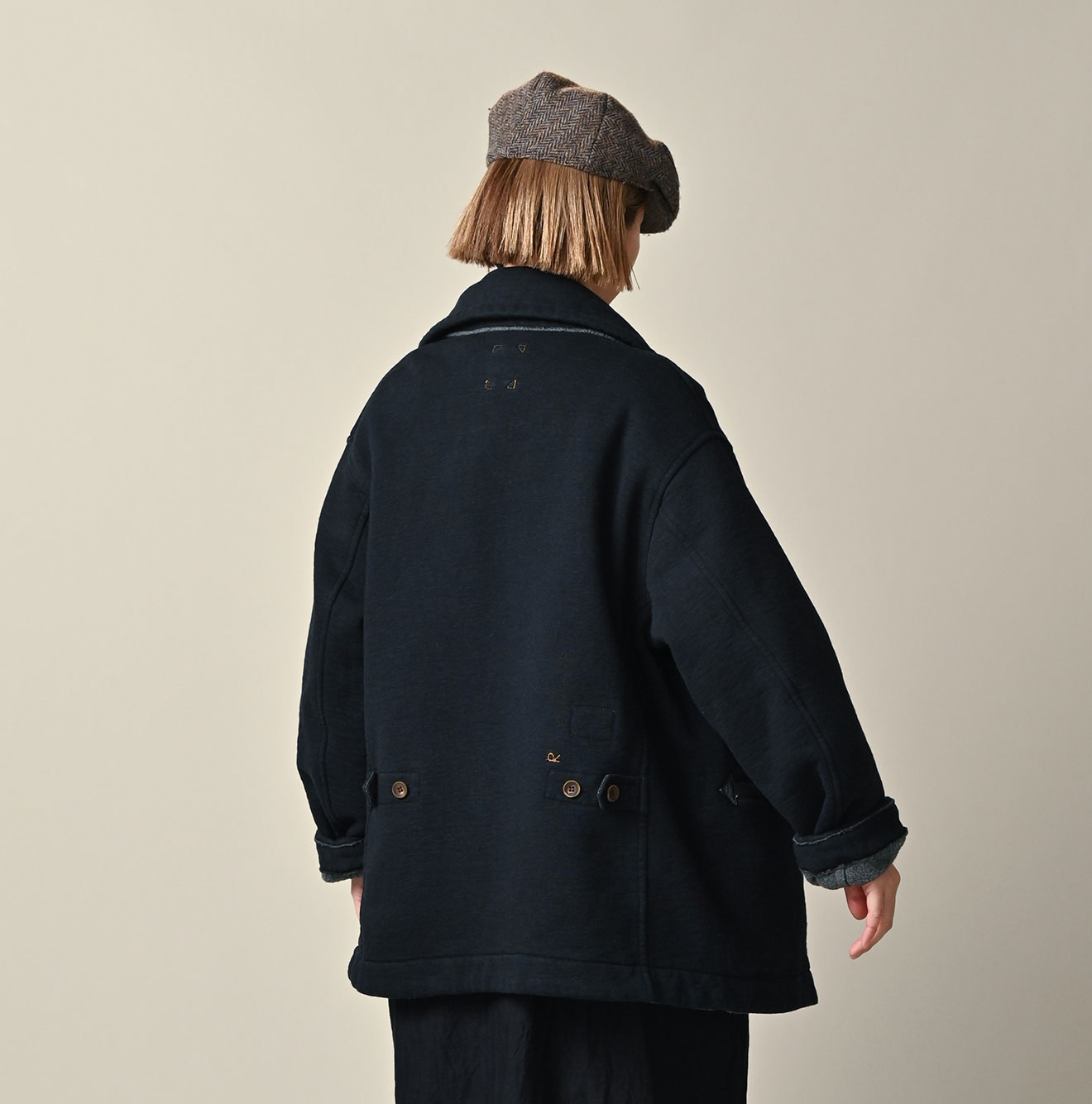 Hokkaido Hon Urake 908 Coat Female Model