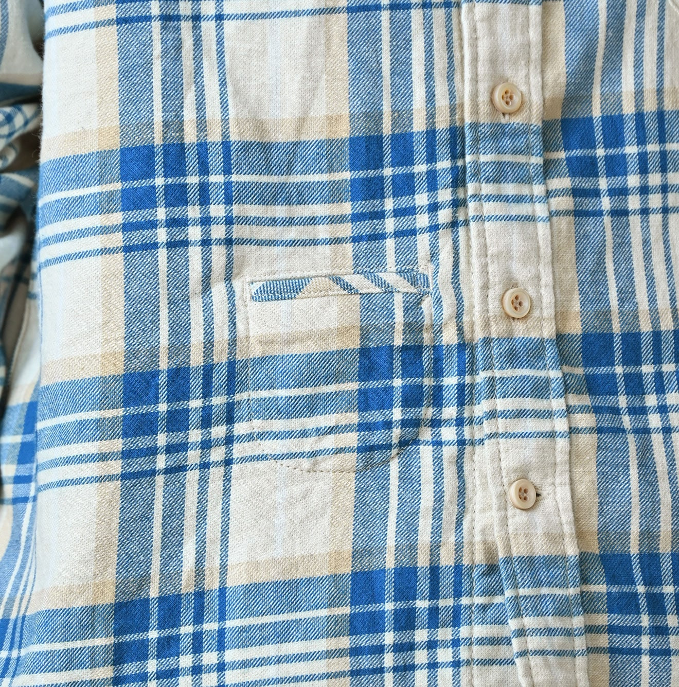 Indian Double Woven 908 Ocean Button Down Shirt Detail