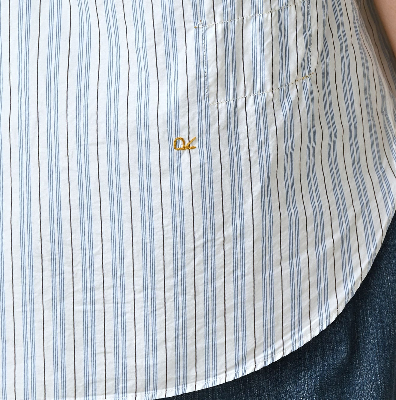 No.180 Miko 908 Loafer Button Down Shirt Detail