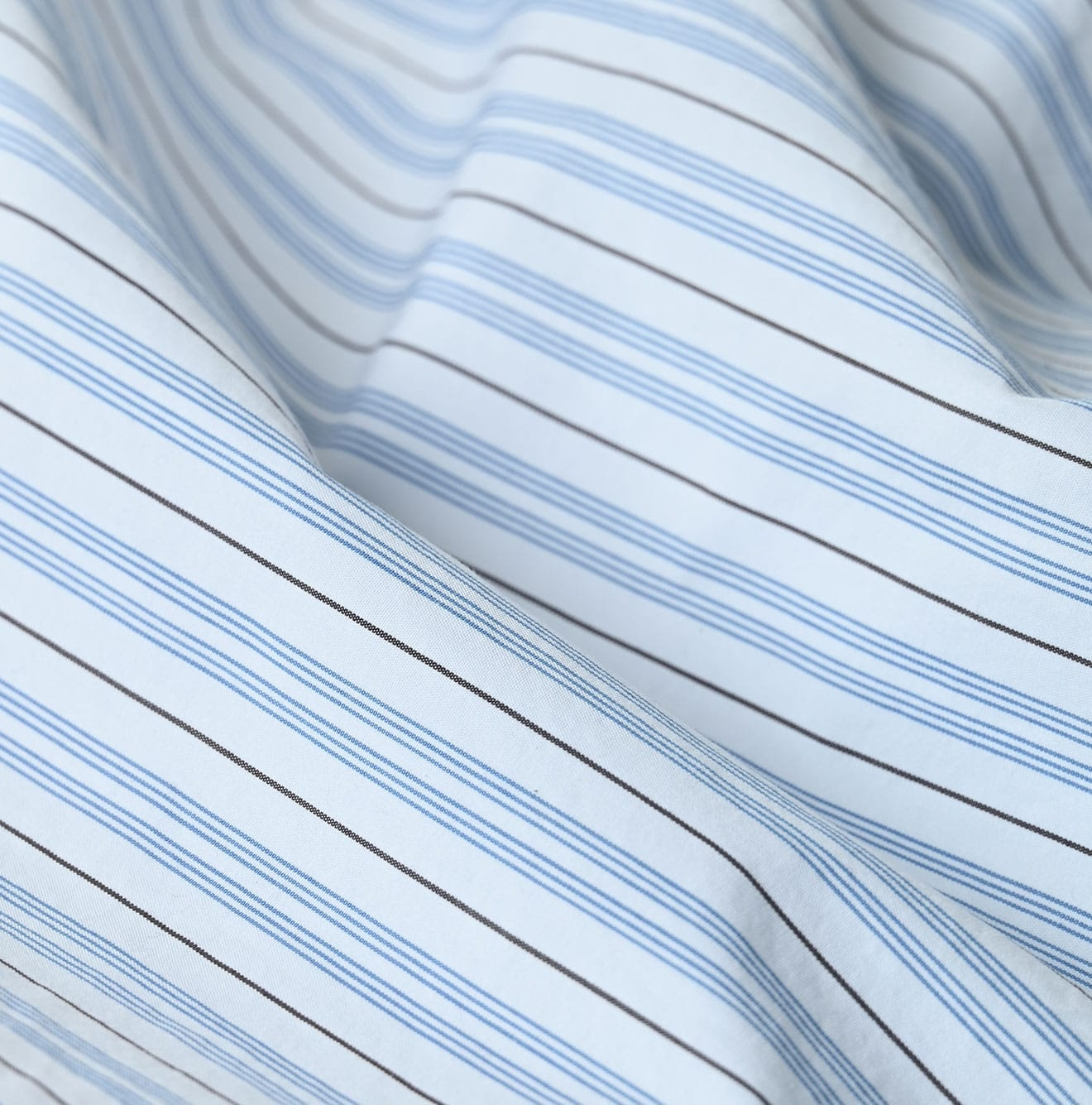 No.180 Miko 908 Loafer Button Down Shirt Detail