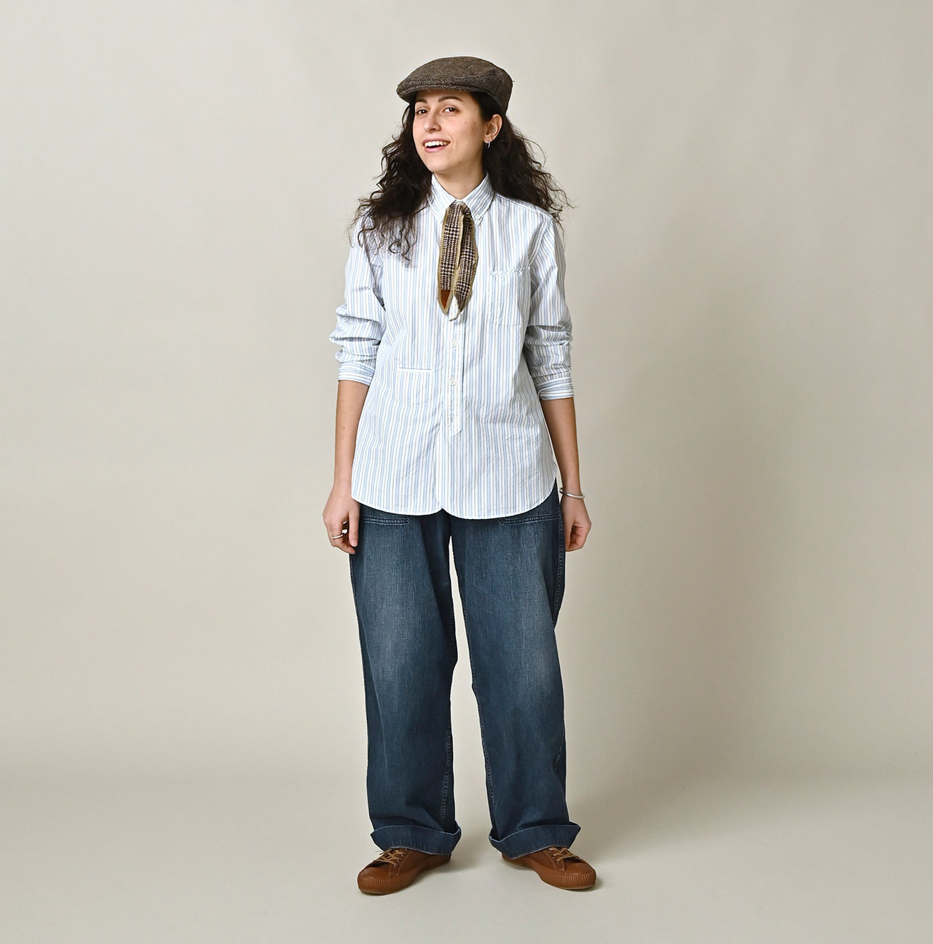 No.180 Miko 908 Loafer Button Down Shirt Female Model