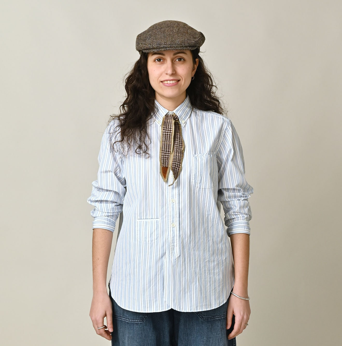 No.180 Miko 908 Loafer Button Down Shirt Female Model