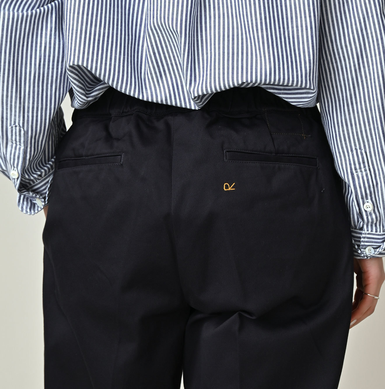 Double Thread Chino Sabrina Slacks Detail
