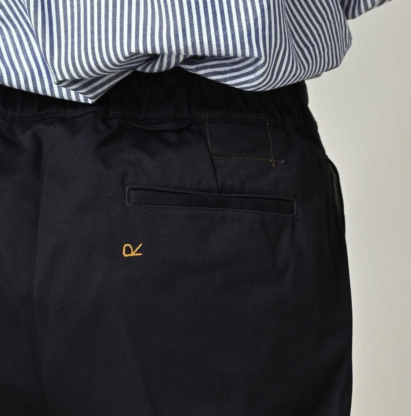 Double Thread Chino Sabrina Slacks Detail