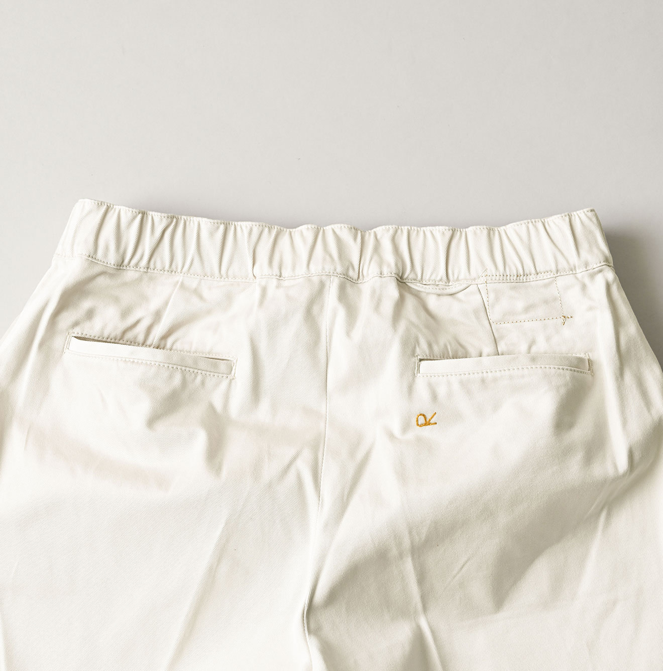 Double Thread Chino Sabrina Slacks Detail