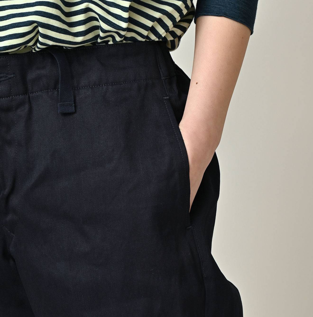 Indigo Double Thread Chino Sabrina Slacks Detail