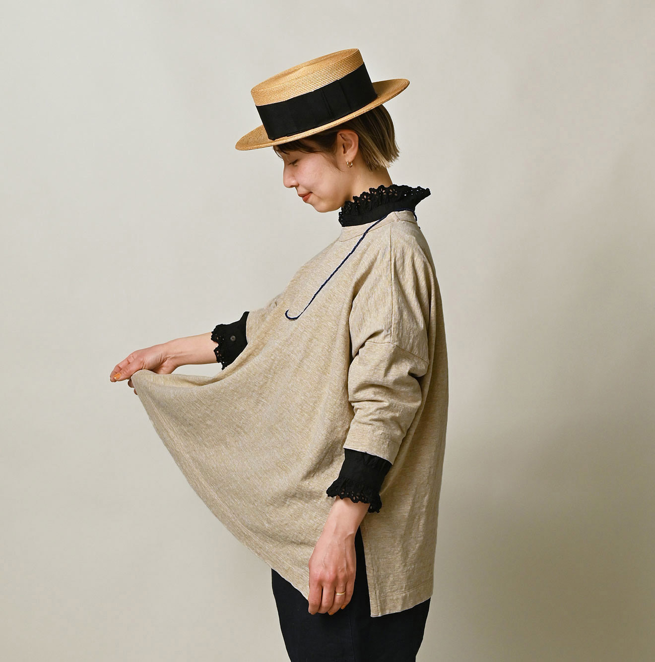 Top Tenjiku Big Slit T-shirt Female Model