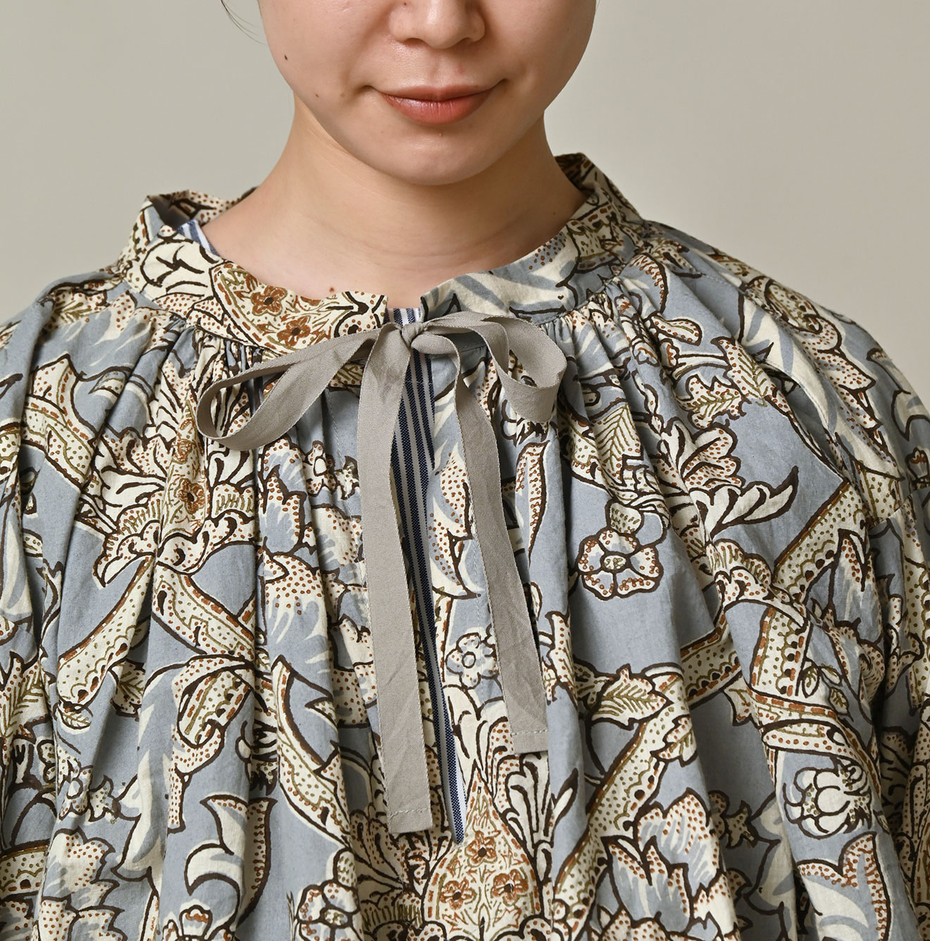 Indian Khadi Flower Sarasa Print Chou Chou Smock Blouse Detail