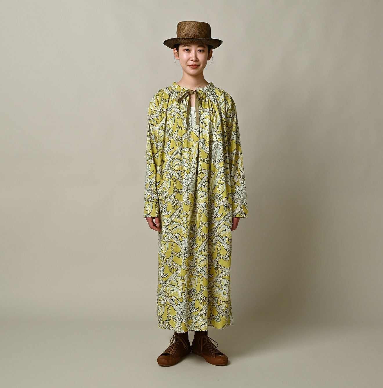 Indian Khadi Flower Sarasa Print Chou Chou Smock Dress Female Model