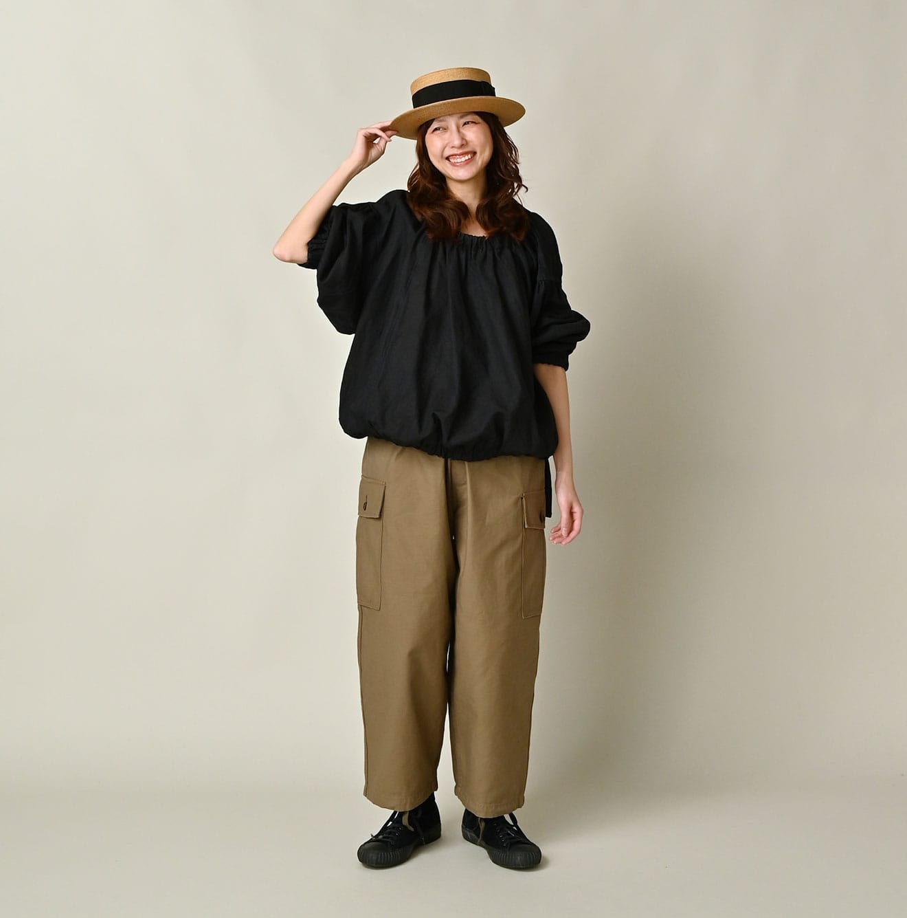 Indigo Linen Cloth Sack Blouse Female Model
