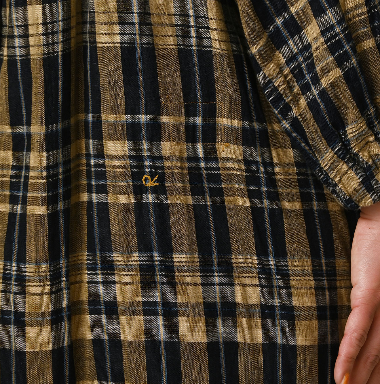 Indigo Double Woven Shirring Dress Detail