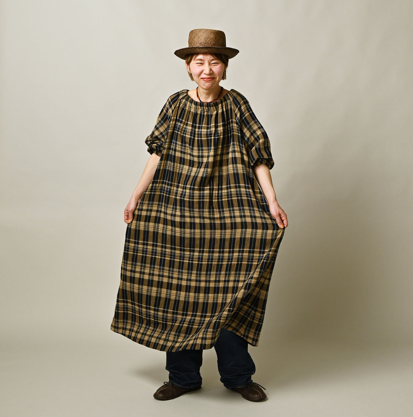 Indigo Double Woven Shirring Dress Female Model