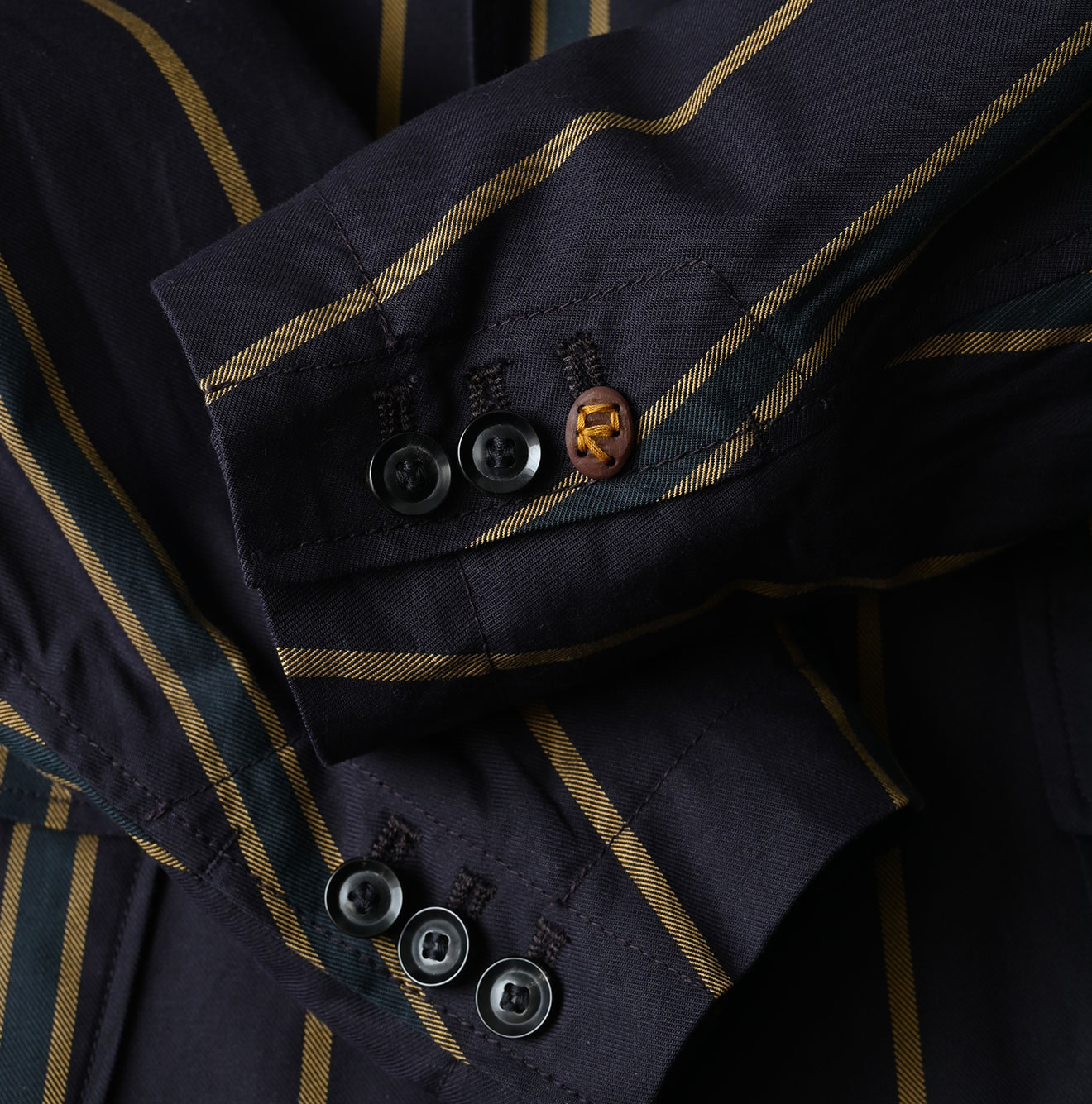 Gabardine Bulltile 908 Miyuki Jacket Detail