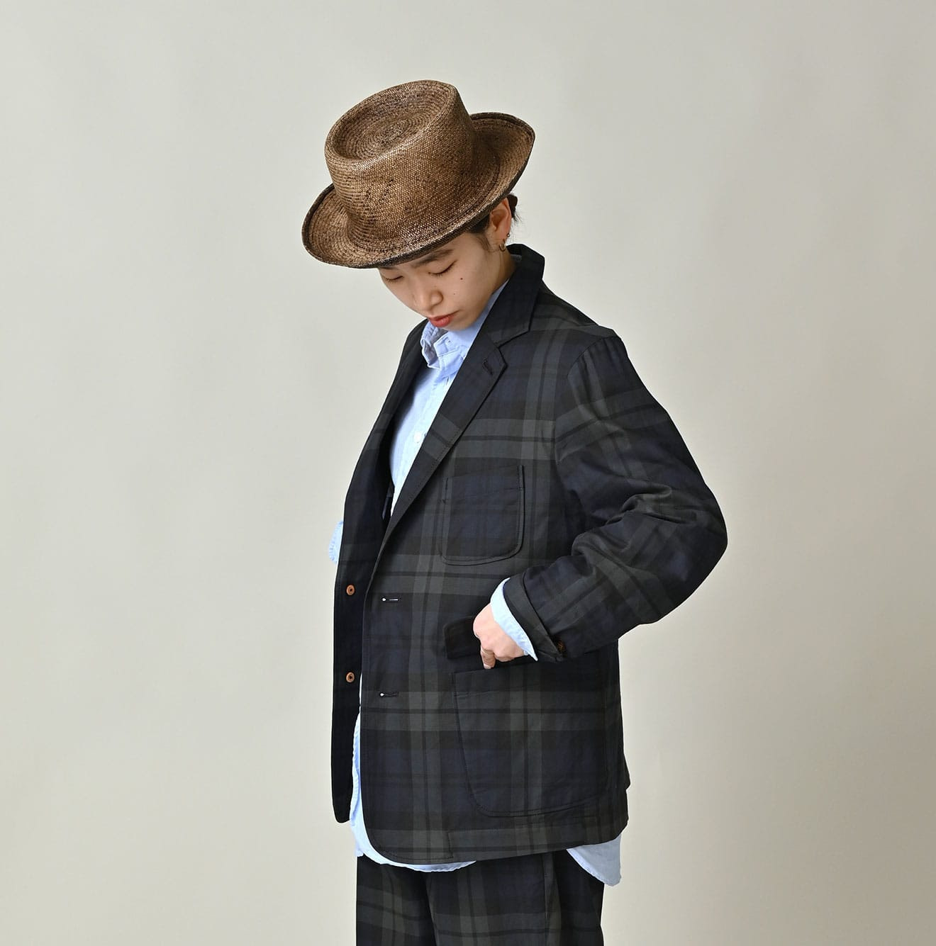 Gabardine Bulltile 908 Miyuki Jacket Female Model