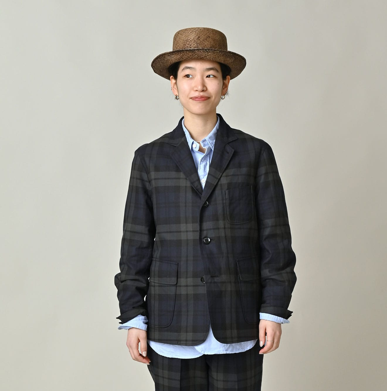 Gabardine Bulltile 908 Miyuki Jacket Female Model