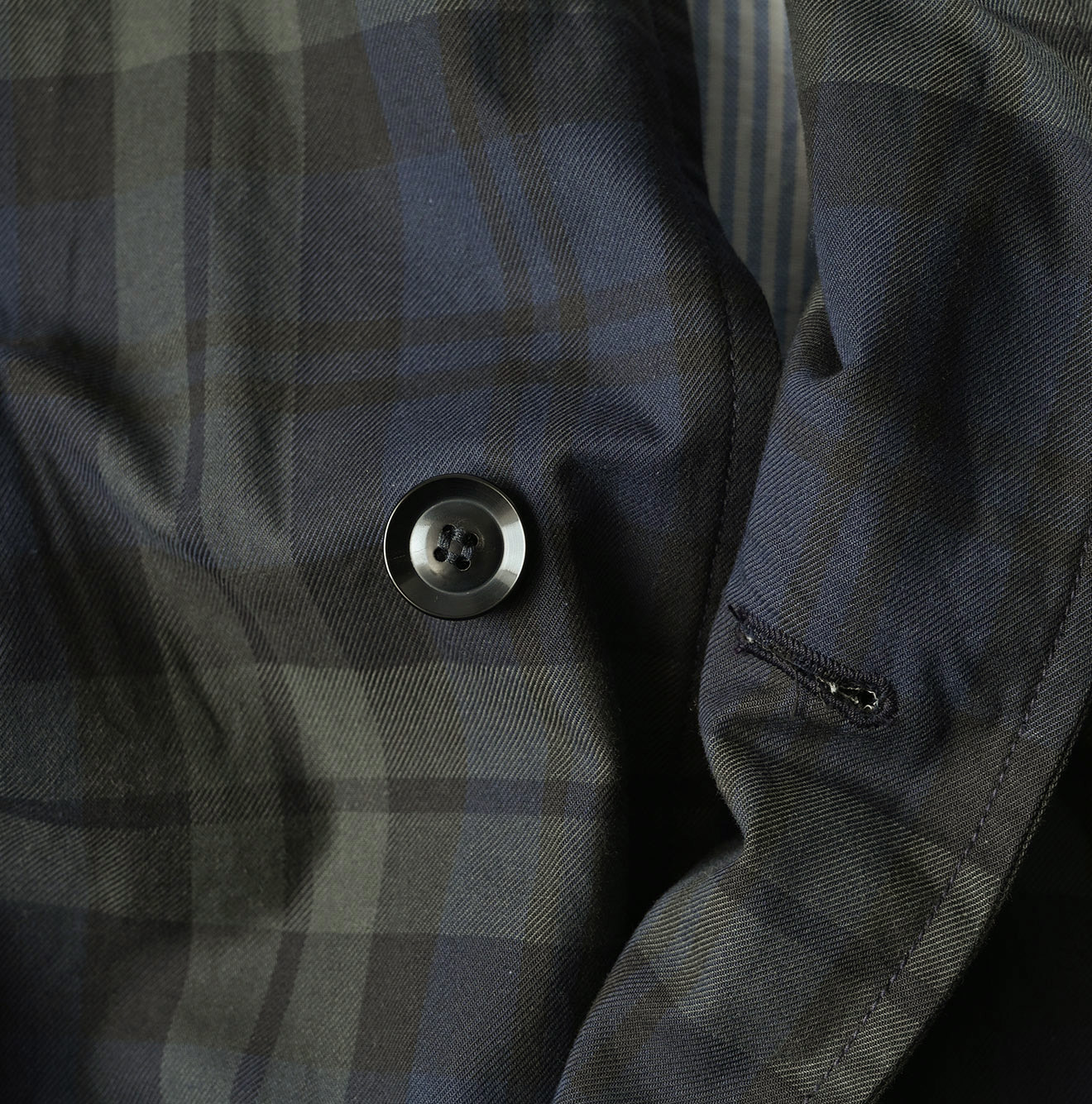Gabardine Bulltile 908 Soutien Collar Coat Detail