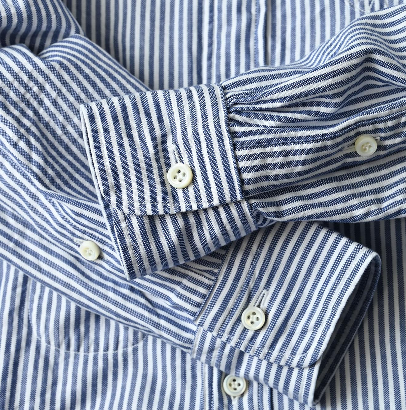 Supima OX 908 Loafer Button Down Shirt Detail
