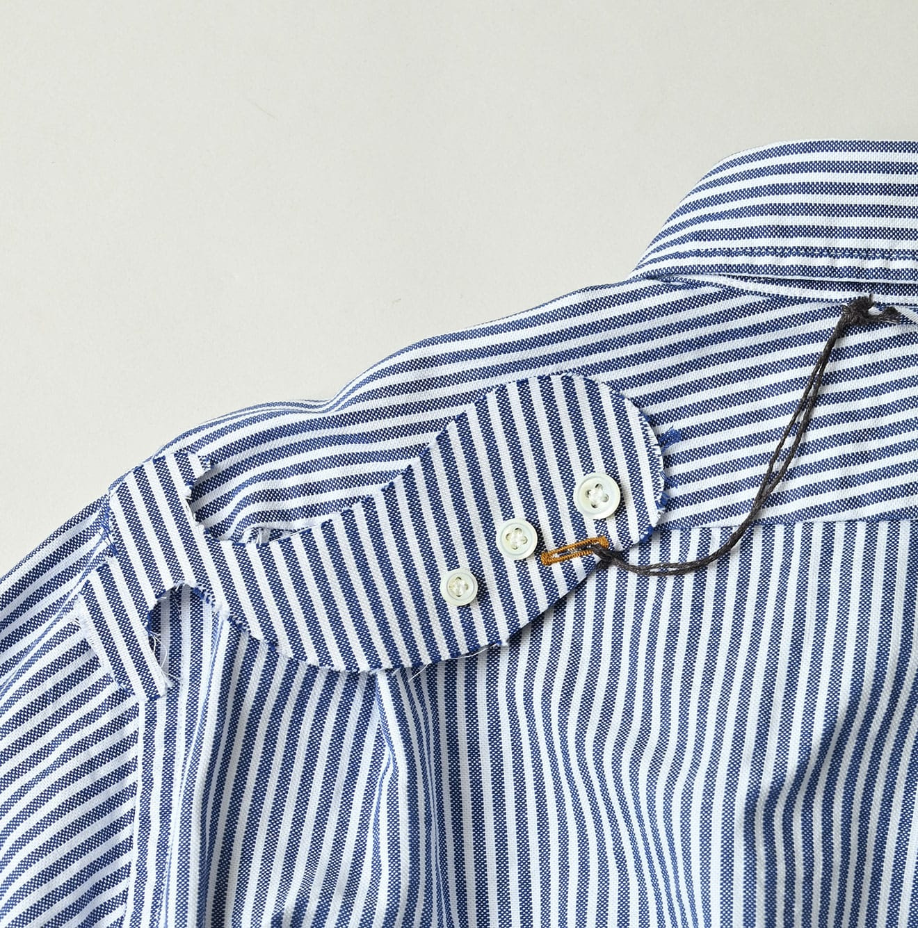 Supima OX 908 Loafer Button Down Shirt Detail